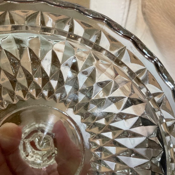 Vintage Large 15-1/2” Indiana Glass Tiara Diamond Point Apothecary Jar - Picture 7 of 13